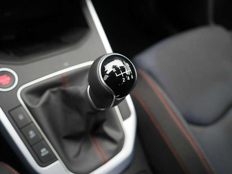 SEAT Arona FR NAVI VIRT ACC KAM LED SHZ