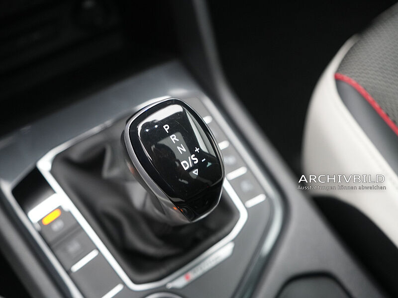 Volkswagen Tiguan 360° MATRIX SHZ H/K PANO HUD AHK KAM
