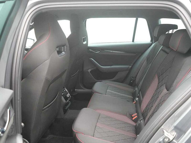 SKODA OCTAVIA LED DSG VIRT SHZ PDC