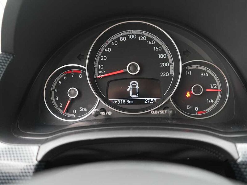 Volkswagen up! TEMOPMAT KAM SHZ KLIMA PORT NAVI