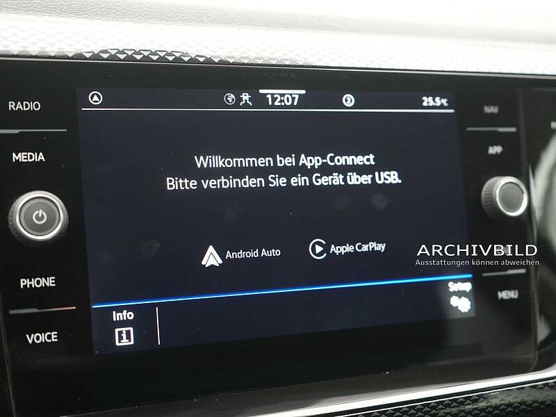 Volkswagen Polo Life LED VIRT SHZ DSG KLIMA PDC