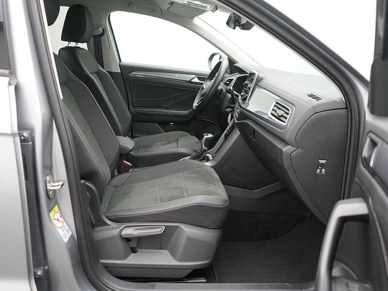 Volkswagen T-Roc Style ACC NAVI LED KAM PDC NAVI VIRT SHZ