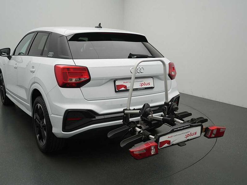 Audi Q2 S line AHK VIRT CARPLAY SHZ PDC LED