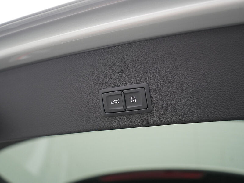 Audi Q2 30 advanced AHK SHZ LED PDC KLIMA