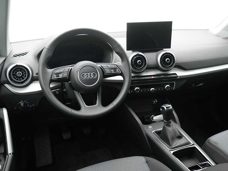Audi Q2 30 advanced AHK SHZ LED PDC KLIMA