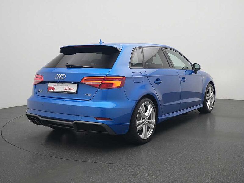 Audi A3 Sportback 1.5 S line LED SHZ PDC KLIMA NAVI