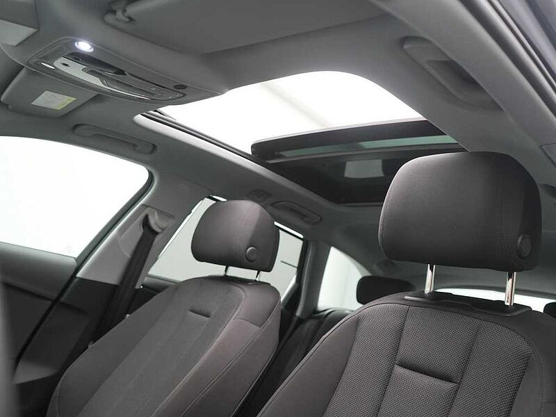 Audi A4 Avant 35 advanced SHZ NAVI STANDHZ LED PANO