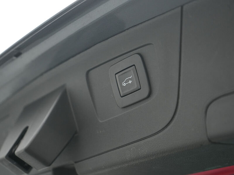 Opel Insignia AHK MATRIX PANO HUD KAM SHZ