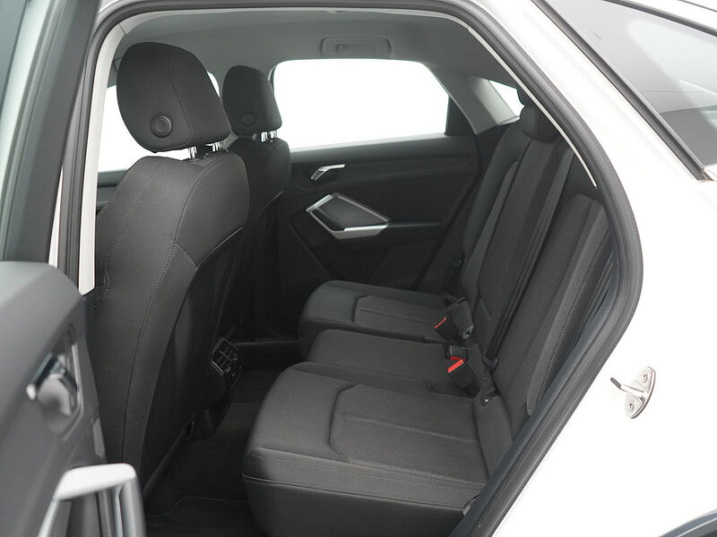 Audi Q3 360° KAM LED SHZ PDC KLIMA