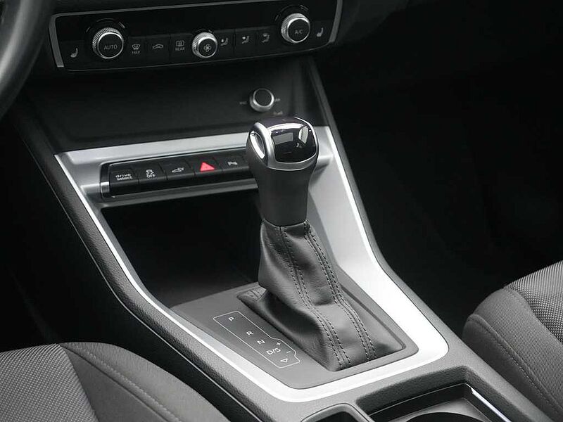 Audi Q3 LED PDC SHZ VIRT KLIMA