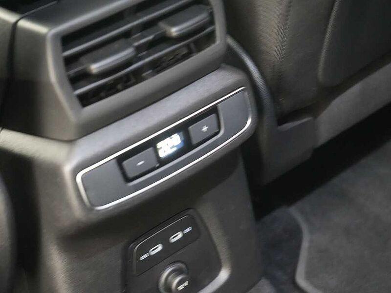 Audi Q4 e-tron 35 LED KAM SHZ PDC KLIMA