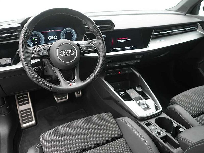 Audi A3 Sportback 40 e advanced LED SHZ PDC ACC KLIMA