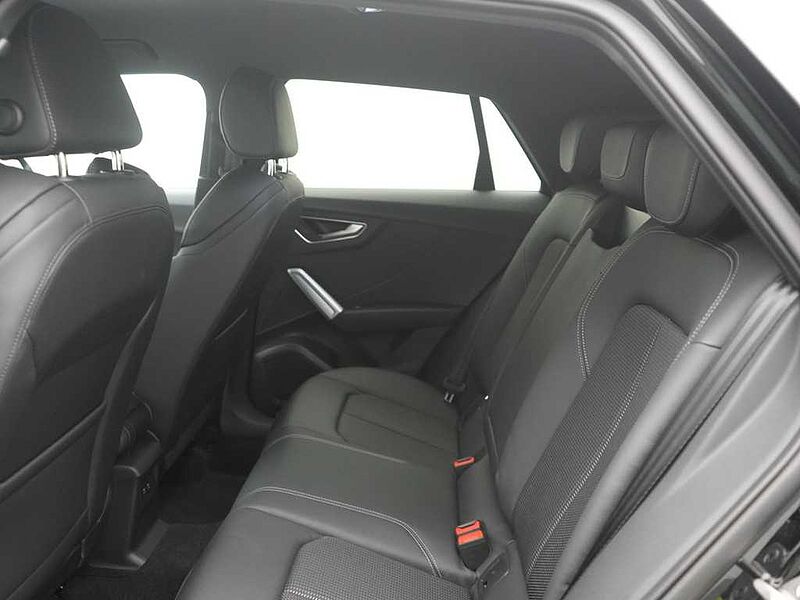 Audi Q2 1.0 30 TFSI S line MATRIX AHK SHZ PDC NAVI