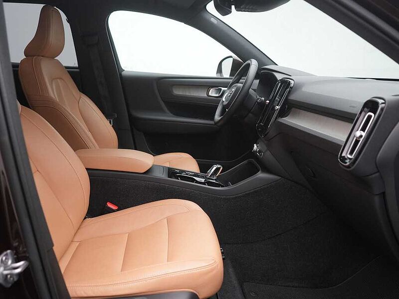 Volvo XC40 T4 Inscription NAVI KAM SHZ PDC LED AHK