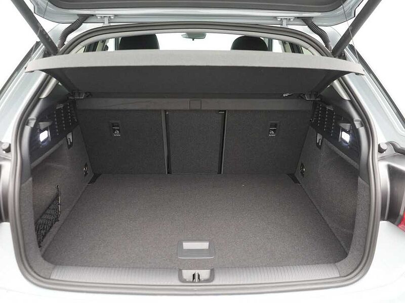 Audi Q2 advanced AHK NAVI CARPLAY VIRT SHZ KAM PDC