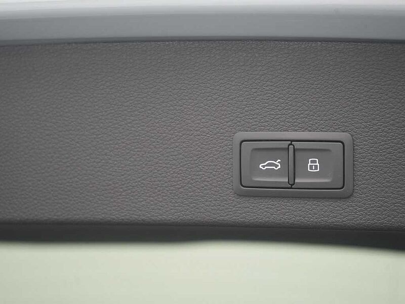 Audi Q2 advanced AHK NAVI CARPLAY VIRT SHZ KAM PDC