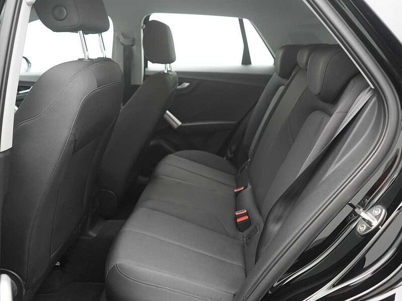 Audi Q2 35 S TRON SHZ LED PDC KLIMA PORT NAVI