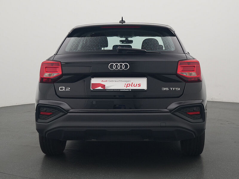 Audi Q2 35 S TRON SHZ LED PDC KLIMA PORT NAVI