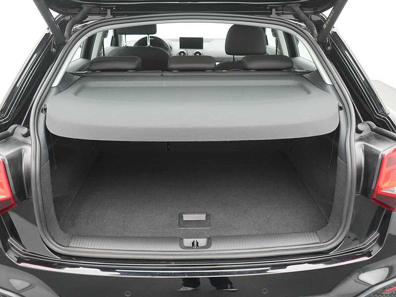 Audi Q2 35 S TRON SHZ LED PDC KLIMA PORT NAVI