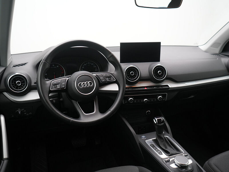 Audi Q2 35 S TRON SHZ LED PDC KLIMA PORT NAVI