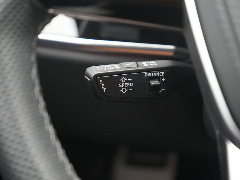 Audi S8 4.0 TFSI quattro 360° MATRIX PANO B&O KAM SHZ