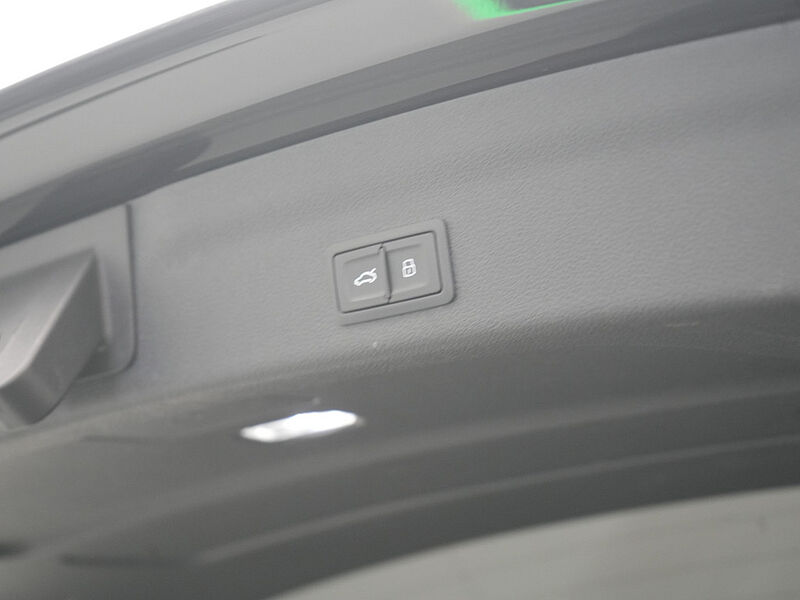 Audi A6 Avant 50 quattro Sport ACC NAVI KAM SHZ