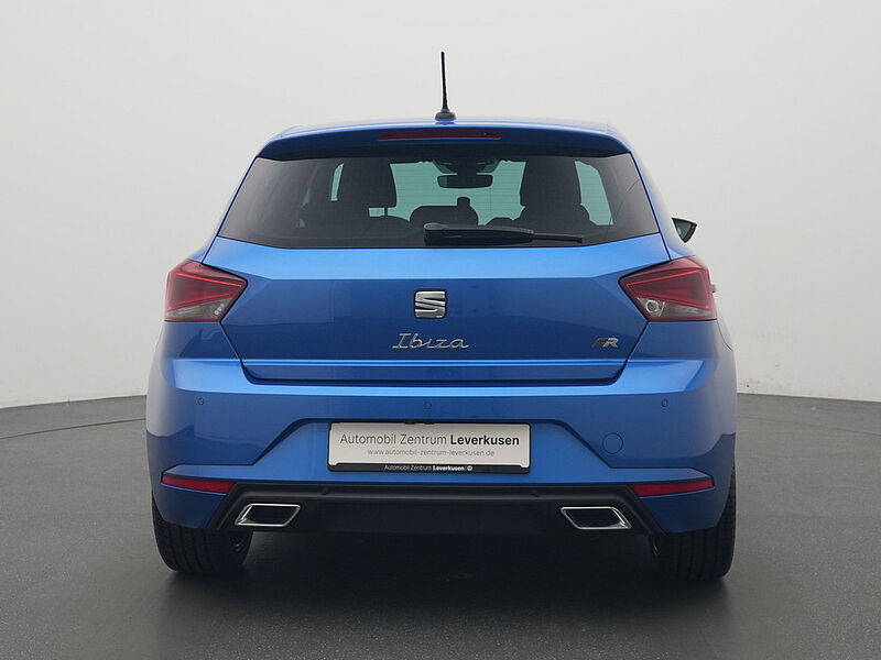 SEAT Ibiza DSG LED PANO KAM SHZ PDC