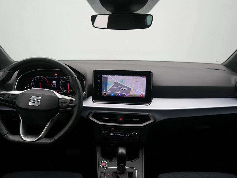 SEAT Ibiza DSG LED PANO KAM SHZ PDC