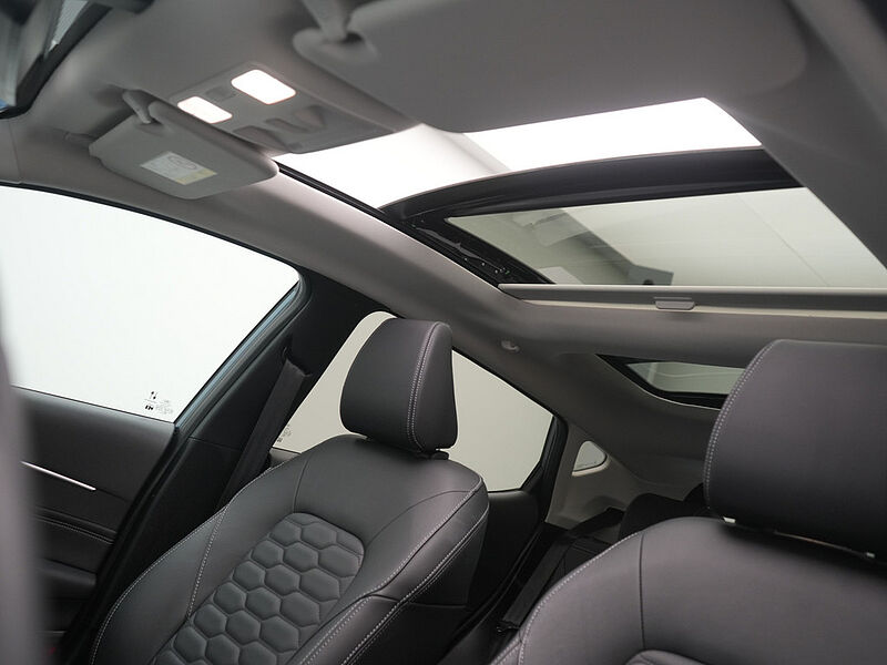 Ford Fiesta PANO B&O KAM LED SHZ PDC