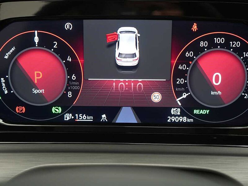 Volkswagen Golf VIII 1.4 eHybrid Style DSG PANO HUD AHK KAM