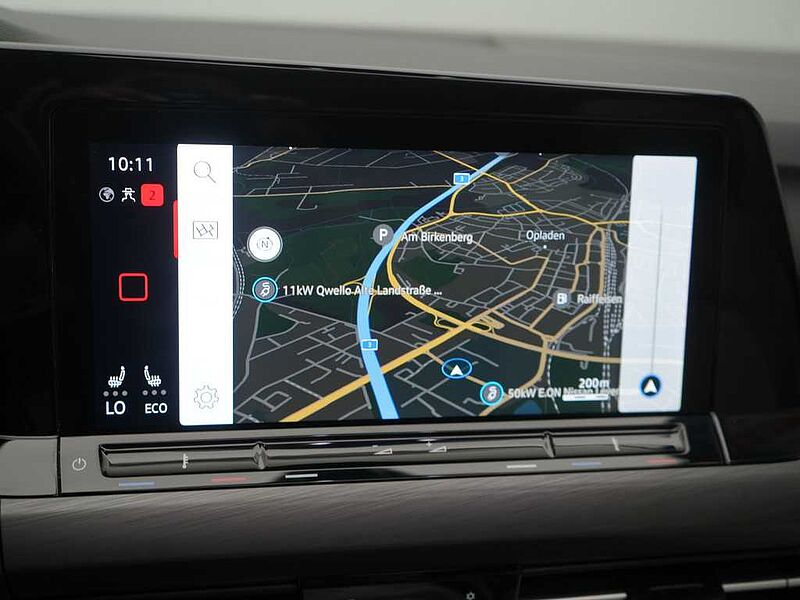 Volkswagen Golf VIII 1.4 eHybrid Style DSG PANO HUD AHK KAM