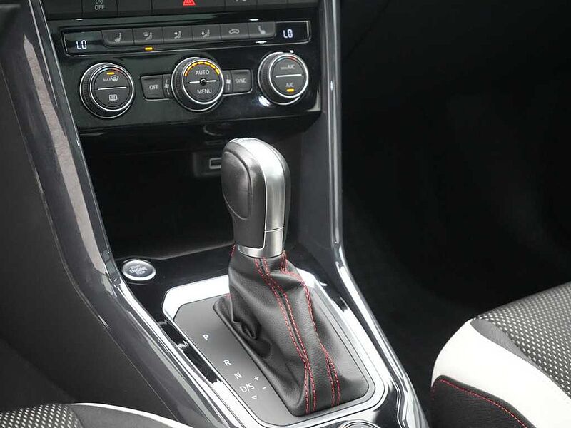 Volkswagen T-Roc SHZ PDCACC AID SSD KEYLES