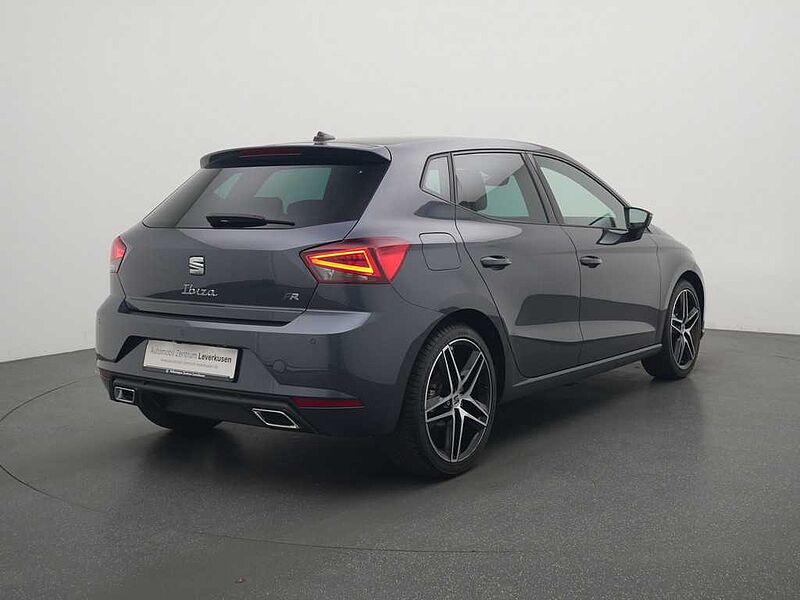 SEAT Ibiza FR DSG PANO LED KAM SHZ PDC