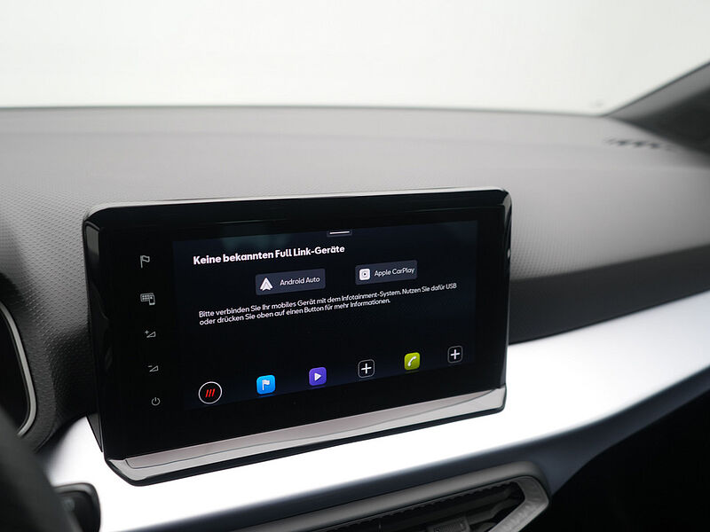 SEAT Ibiza FR DSG PANO LED KAM SHZ PDC