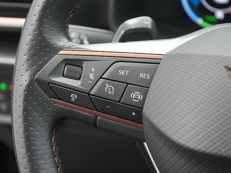 CUPRA Formentor 1.4 e-Hybrid LED SHZ AHK VIRT PDC KLIM