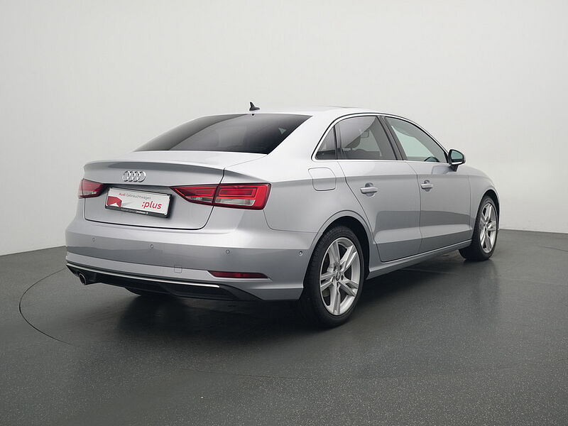 Audi A3 Limousine S-TRON AHK ACC NAVI PANO SHZ XENON