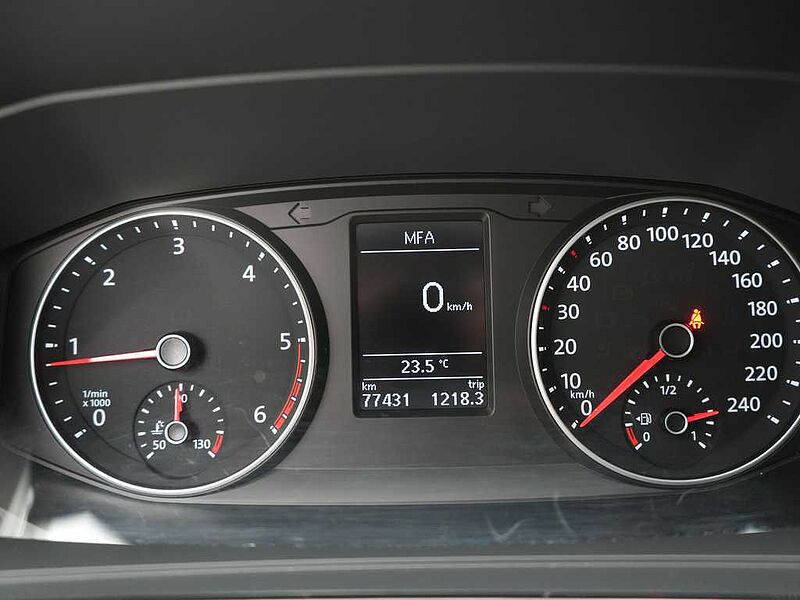 Volkswagen T6 BEARLOCK KAM SHZ LED