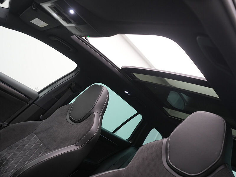 SKODA SUPERB Combi iV Sportline DSG MATRIX PANO AHK