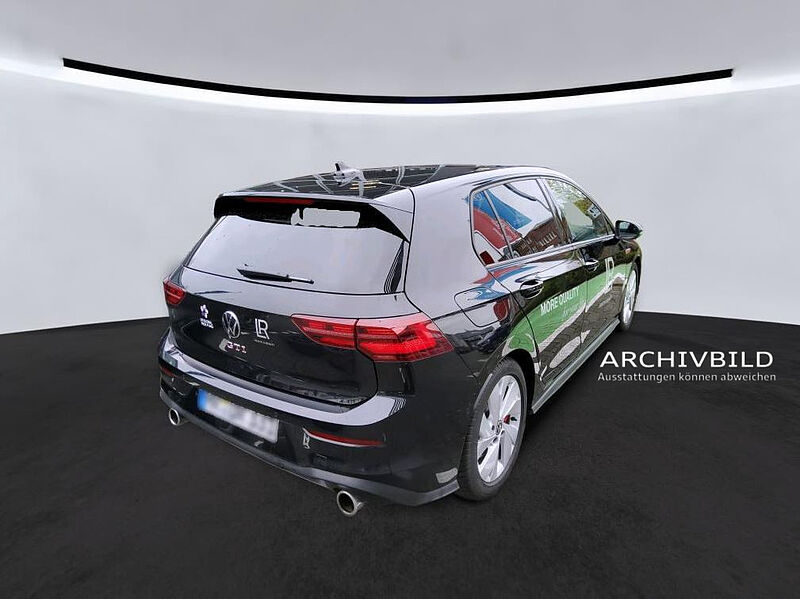 Volkswagen Golf VIII GTI DSG VIRT MTRIX PANO HUD KAM SHZ