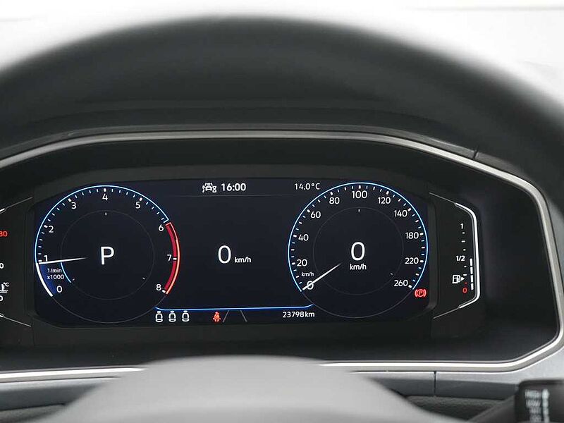 Volkswagen T-Roc DSG ACC STANDHZ LED PDC