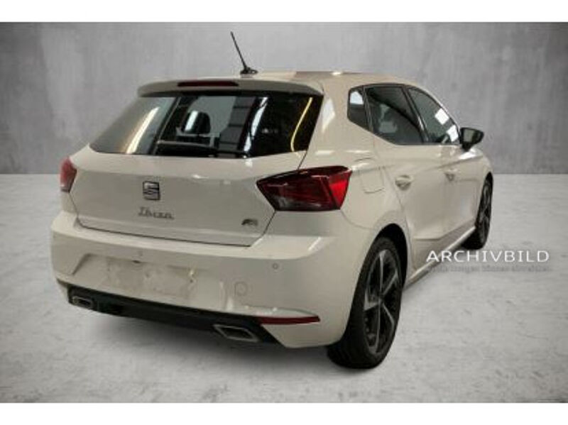 SEAT Ibiza DSG VIRT KAM LED SHZ PDC