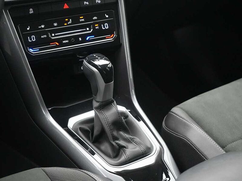 Volkswagen T-Roc Style ACC SHZ STANDHZ PDC