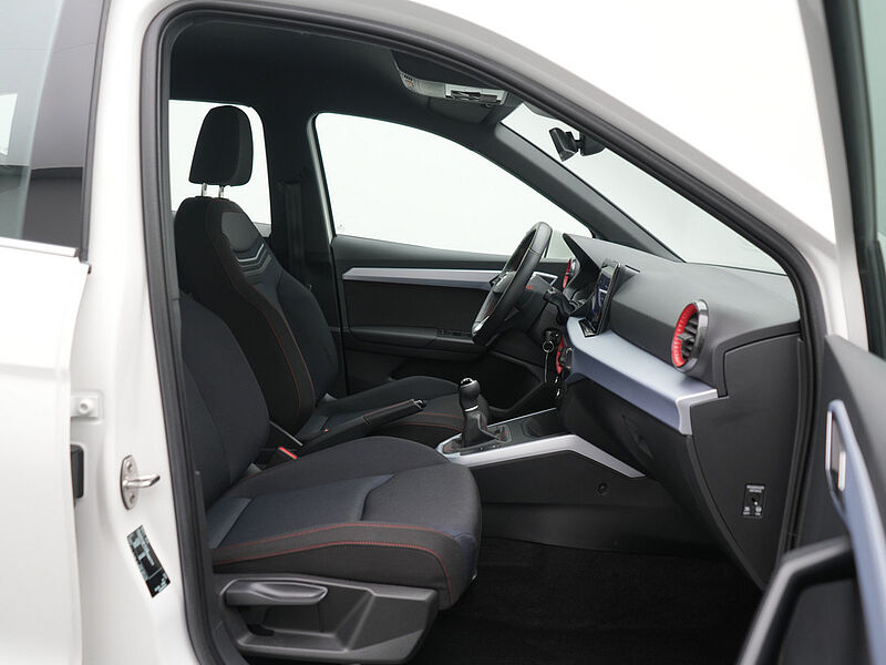 SEAT Arona LED KAM PDC SHZ NAVI KLIMA