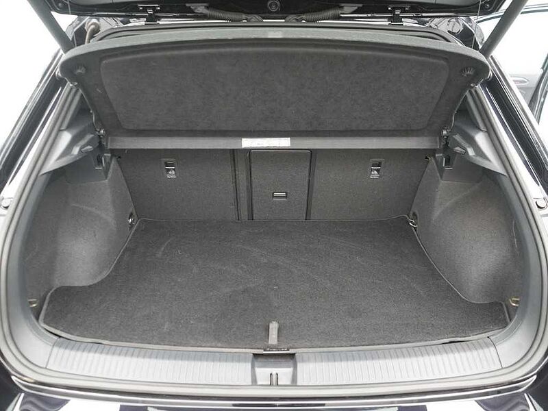 Volkswagen T-Roc Sport ACC AHK NAVI KAM SHZ PDC
