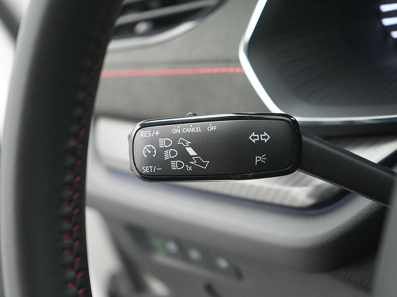 SKODA OCTAVIA DSG SHZ LED PDC KLIMA