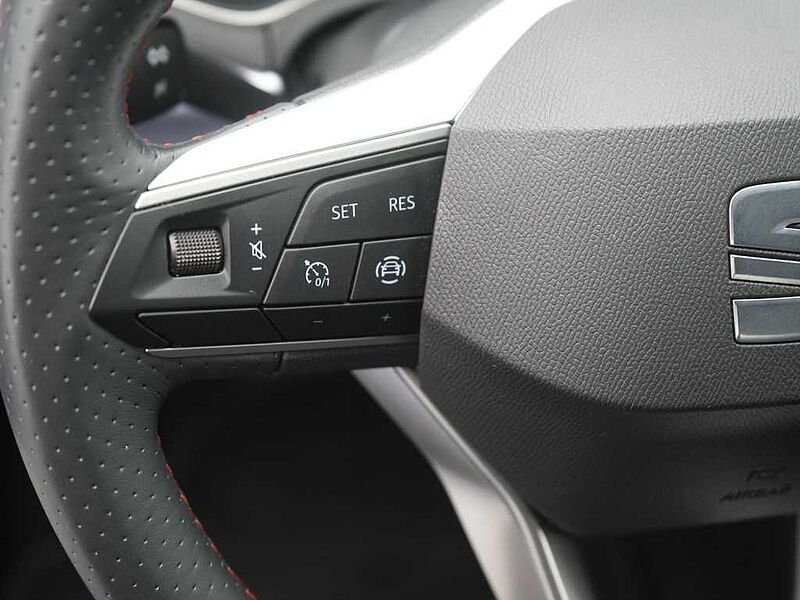 SEAT Ibiza NAVI LED FACELIFT PDC KLIMA VIRT