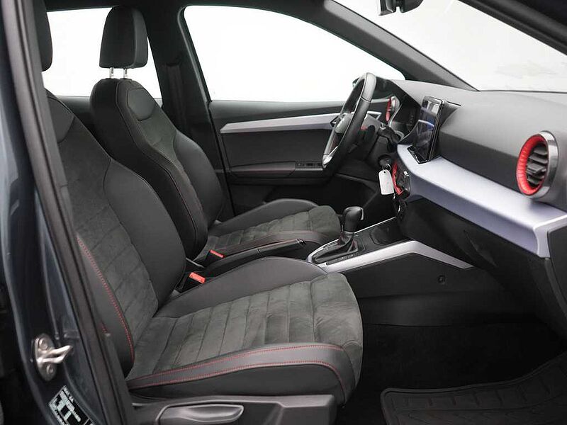 SEAT Arona DSG KAM LED SHZ PDC NAVI