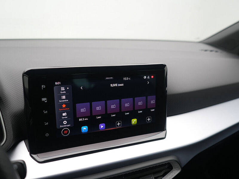 SEAT Ibiza DSG LED KAM PANO SHZ PDC