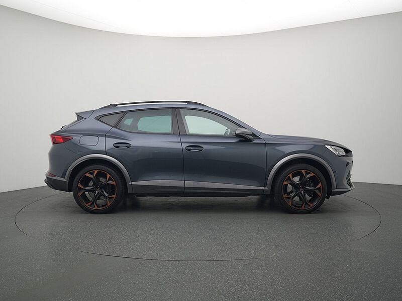 CUPRA Formentor VZ NAVI VIRT MEMORY KAM LED