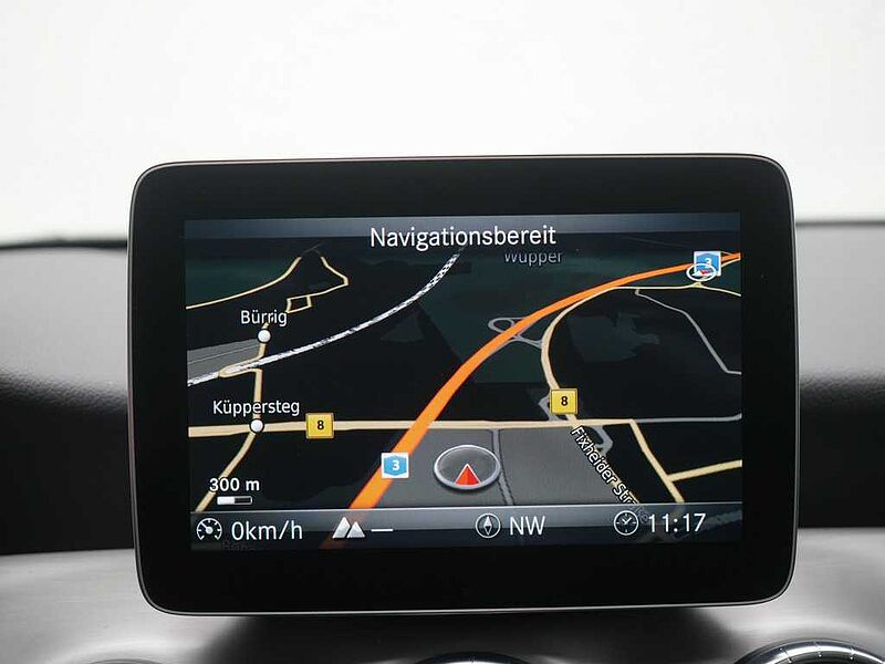 Mercedes-Benz CLA 220 SB Urban 4MATIC LED KAM SHZ PTS STANDHZ